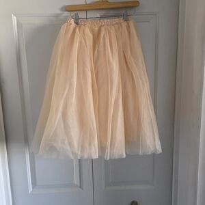 Elegant Cream Tulle Skirt